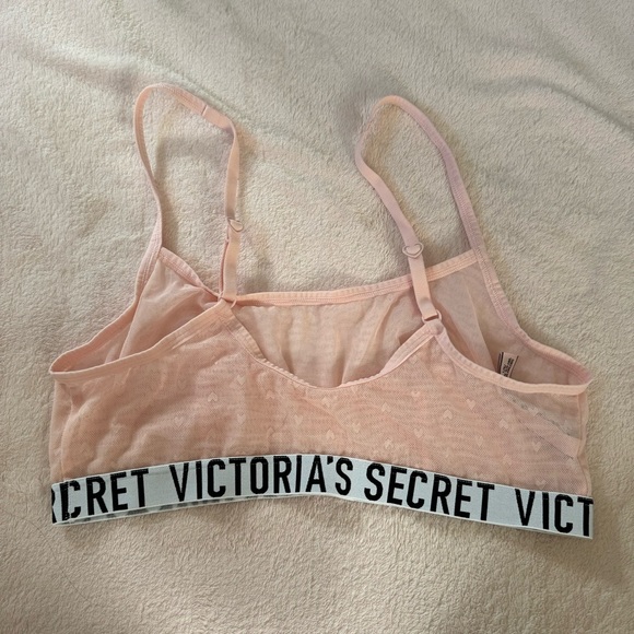 Victoria Secret Bra - Picture 2 of 3